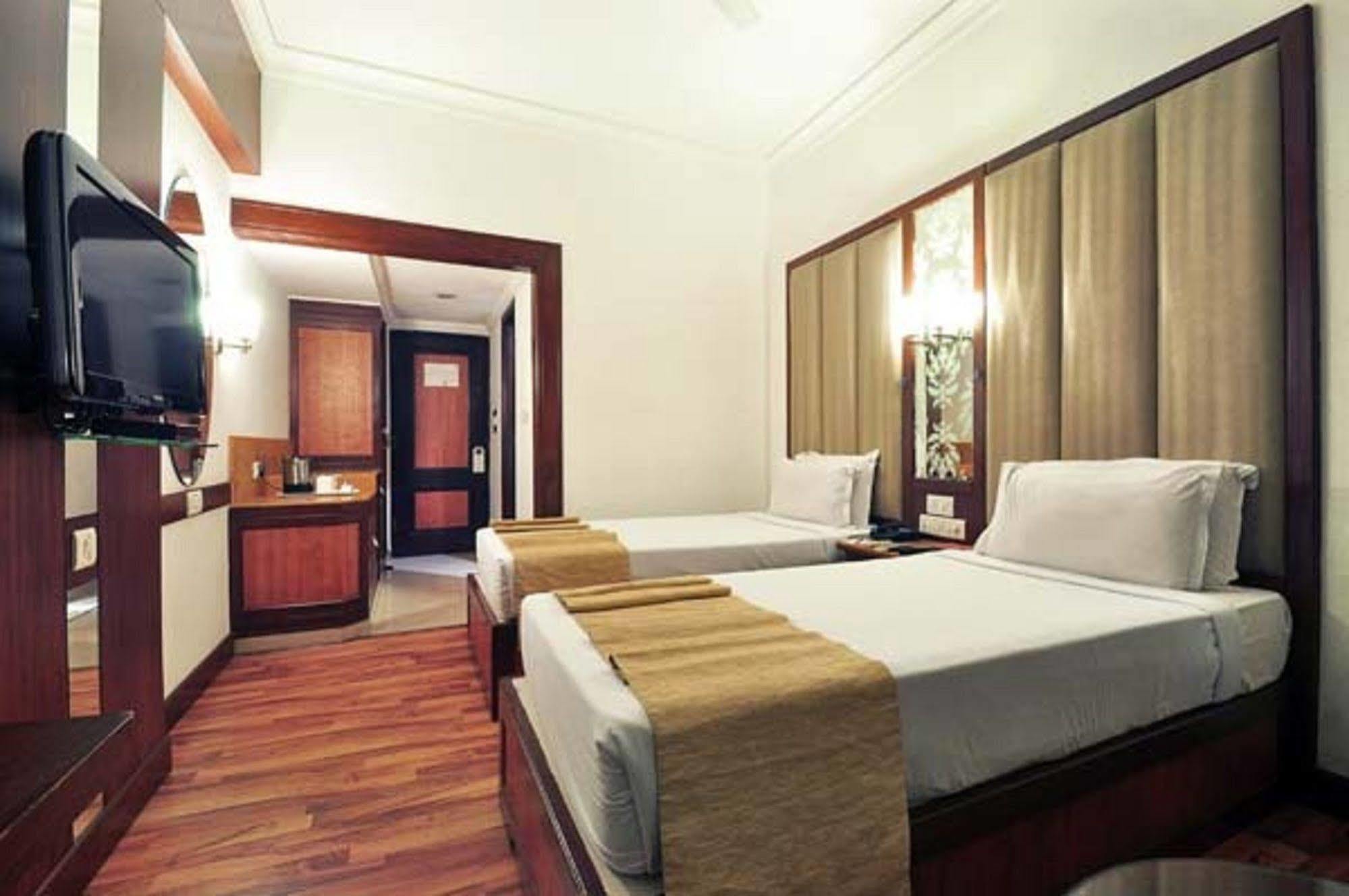 Vt Paradise Bangalore Exterior photo